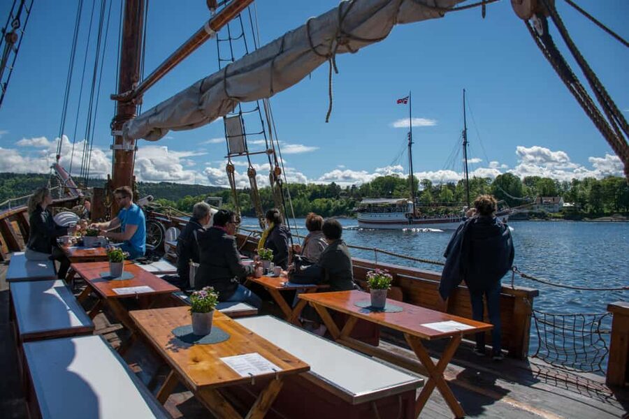 Oslo: Fjord Mini Cruise by Wooden Sailing Ship - The boat, blankets, bathroom, and bar