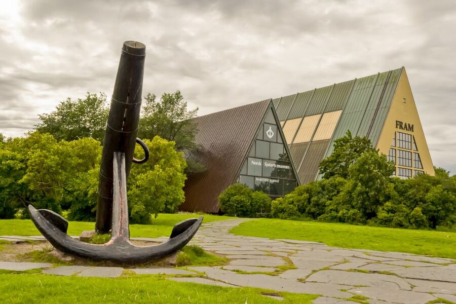 Oslo: Grand City Sightseeing Tour by Bus with Fjord Cruise - Ending on the Oslofjord