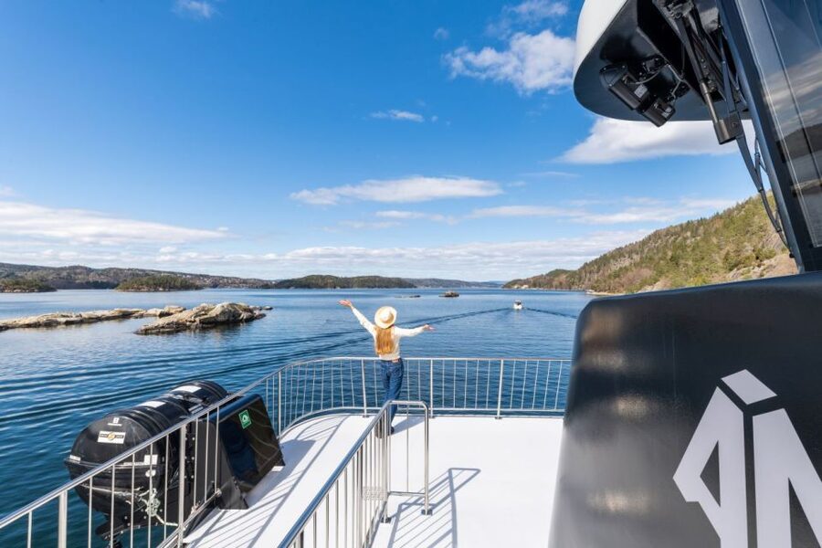 Oslo: Scenic Fjord Cruise with Audio Guide Commentary - Akershus Fortress and the Central Waterfront
