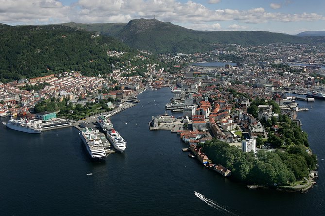 Oslo To Bergen Self-Guided Full Day Trip with Flåm Railway And Fjord Cruise - A short pause in Voss before Bergen