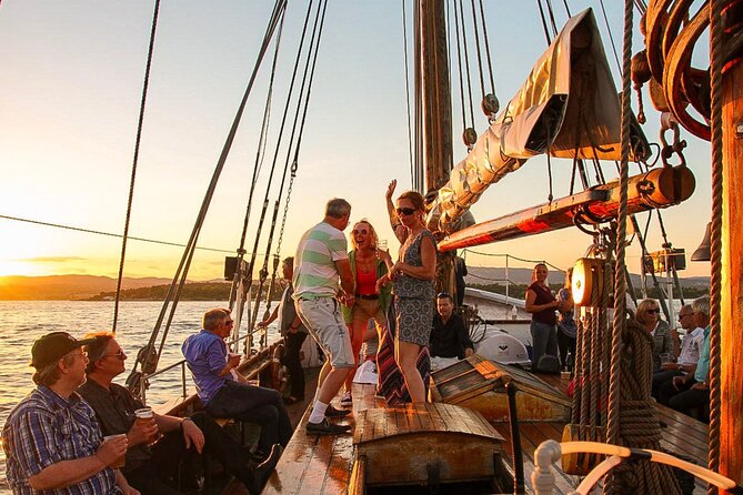 Oslofjord Dinner Cruise on a sailing ship - Sightseeing without a live narrator
