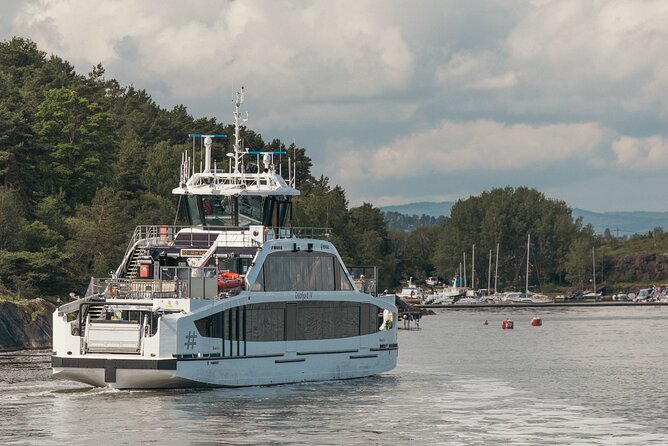 Oslofjord Island Hopping Tour - What the guide adds to the experience
