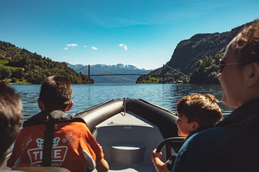 Øystese: Hardangerfjord and Fyksesund RIB Fjord Adventure - Who will enjoy this trip most