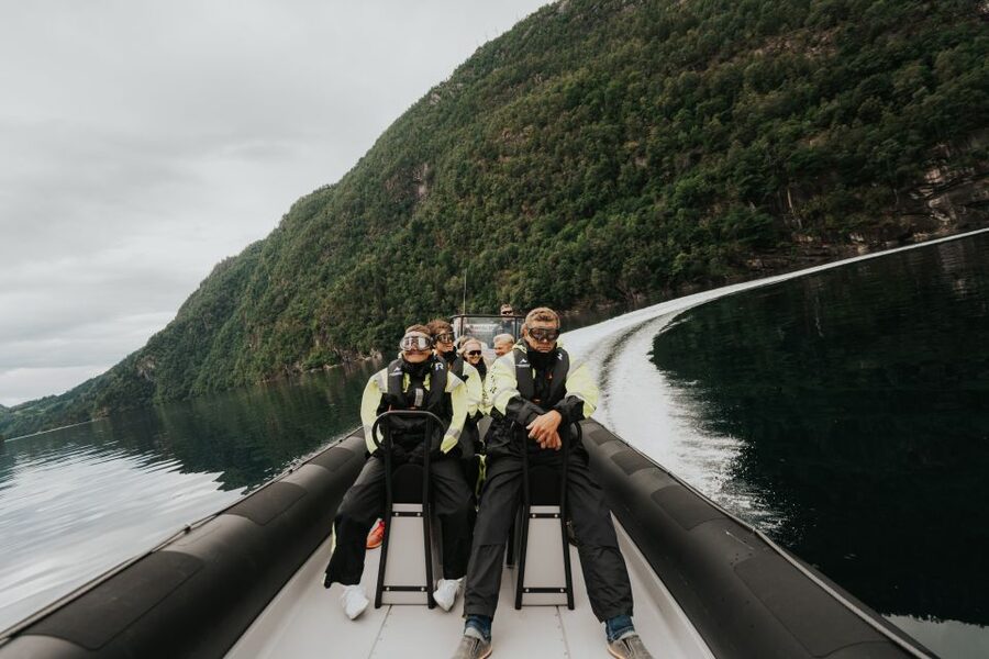 Øystese: Hardangerfjord RIB safari to the Fyksesund branch - Who should book this RIB safari?