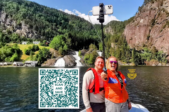 Private Cruise: Mostraumen by Zodiac or Lux Pontoon Boat - From Bergen to Vikanes by road or train