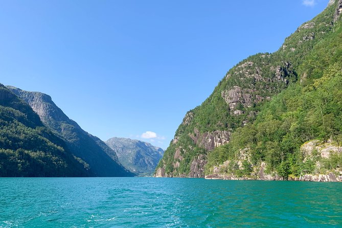 Private Fjord and waterfalls cruise to Modal- Mostraumen - From city suburbs to the Nordhordland Bridge