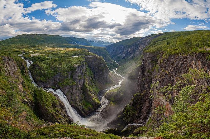 Private Full Day Ferry Trip To Geirangerfjord From Ålesund - Private guides, flexibility, and personal service