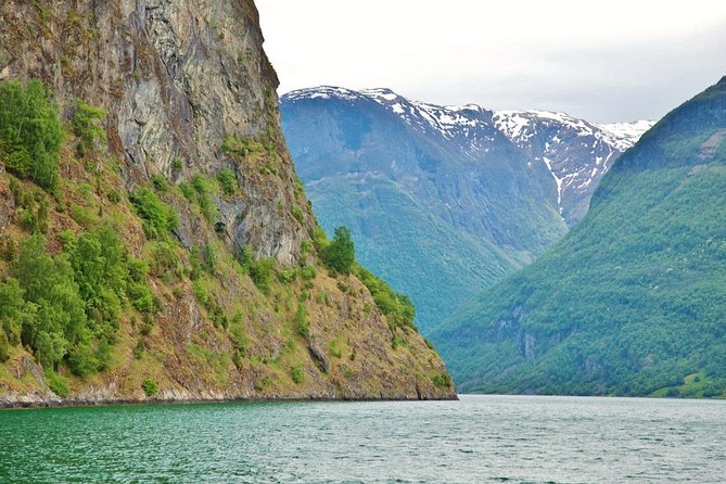 PRIVATE GUIDED TOUR: Highlights of Norway – Trip to the Sognefjord – WINTER - Who should book this winter fjord tour?