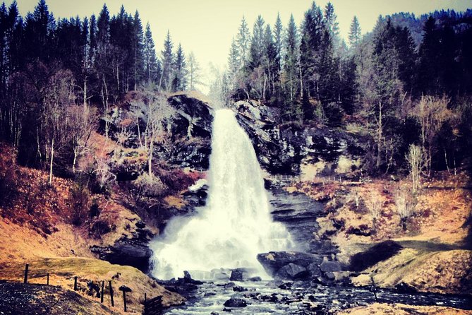 PRIVATE GUIDED TOUR: Queen of the Fjords - tour from Bergen, 6 hours - A private guide changes how the day feels