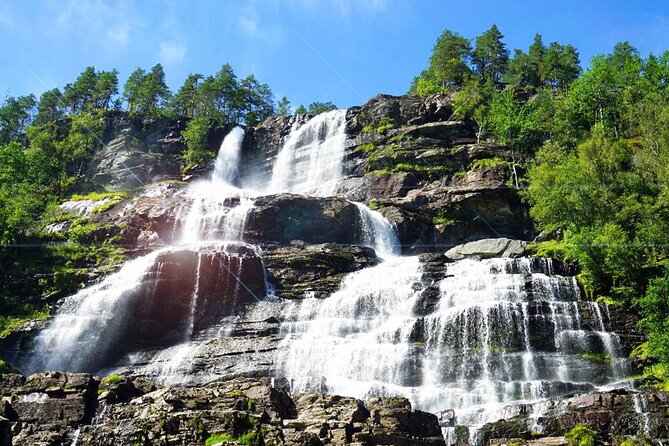 Private Guided Tour to Oslo Nærøyfjord Cruise and Flåm Railway - Is $1,116.99 per person good value?