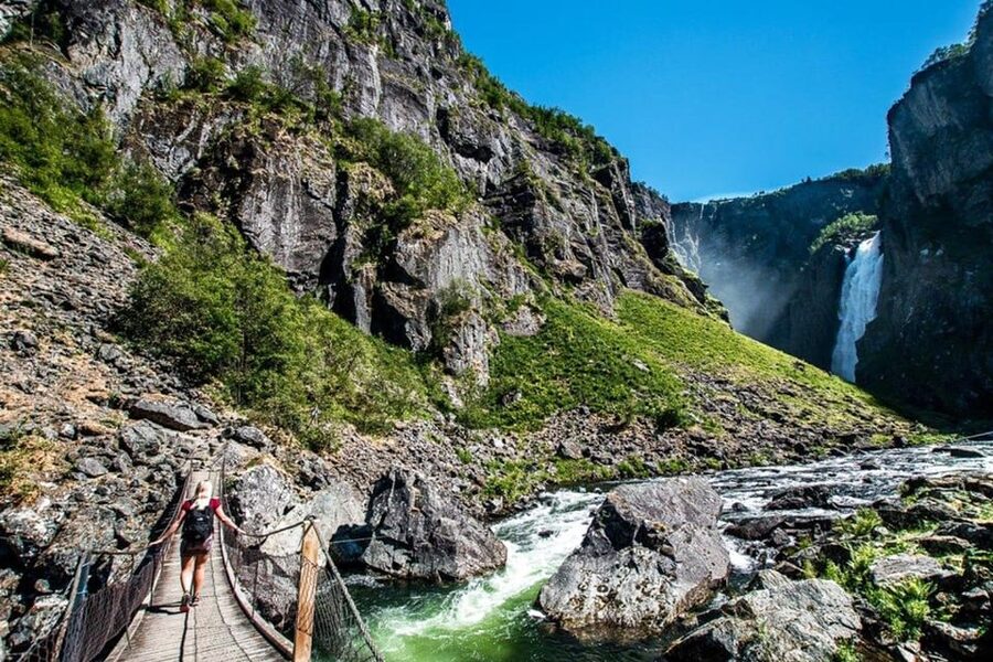 Private Tour-Hardangerfjord, Voss Gondol &4 Great Waterfalls - What the private format really adds