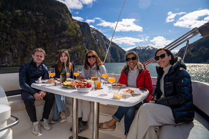 Private yacht Cruise in Flåm and Gudvangen, Nærøyfjord - Leaving Flåm through Aurlandsfjord