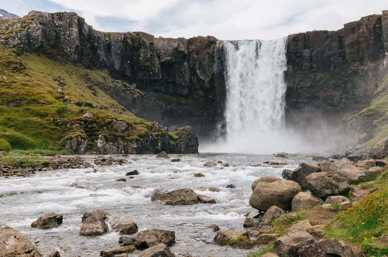 Puffin & Gufufoss Waterfall Tour from Seydisfjordur Port - Leaving Seydisfjordur by coach