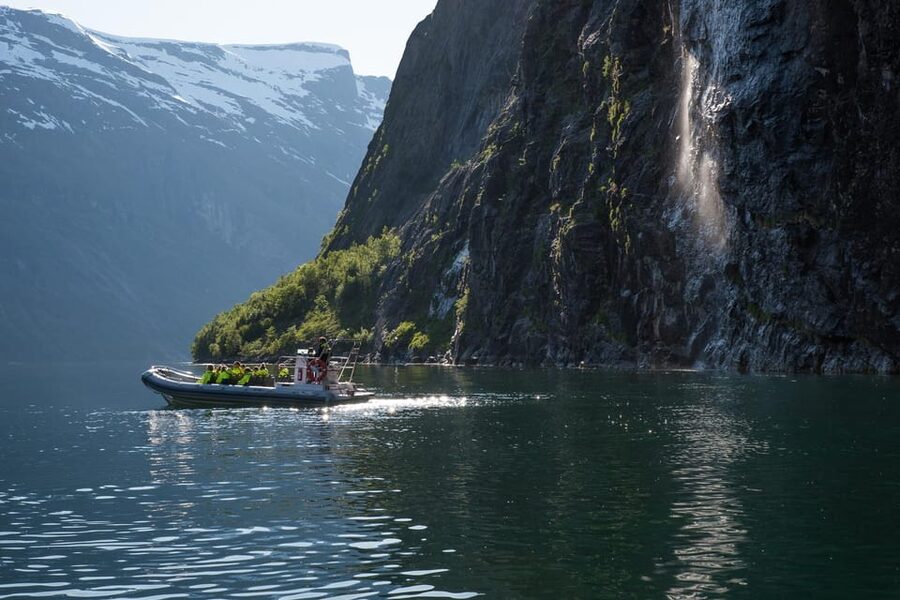 RIB Geiranger - Fjordsafari - Who will enjoy this fjordsafari most?