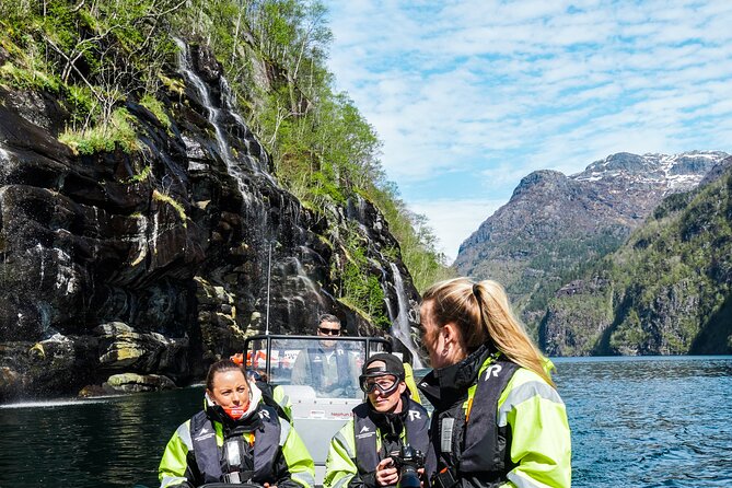 Scenic RIB adventure to Hardangerfjord & Fyksesund from Øystese - Herandsholmen in the heart of the fjord