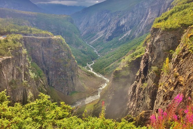 SEVEN WATERFALLS TOUR: Private roundtrip to the Hardanger Fjord, 12 hours - Why this private Bergen tour covers so much