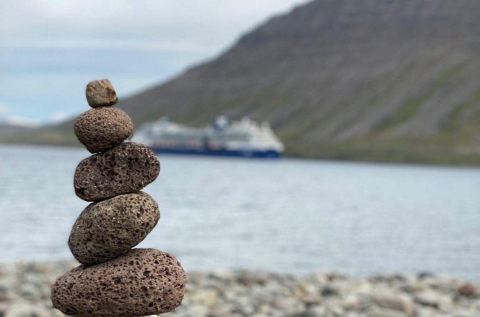 Small Group Tour Ísafjordur Dynjandi Waterfall & Secret Stop - Walking, weather, and comfort tips