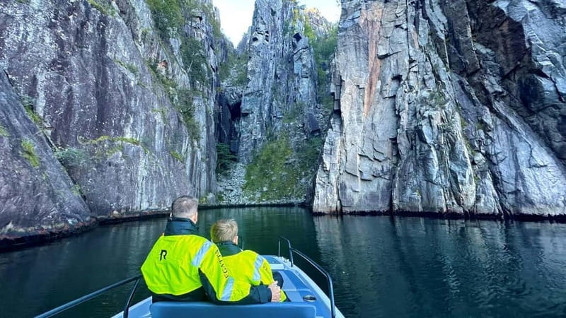 Stavanger: Guided Lysefjord Cruise to Pulpit Rock - Coastline views before Lysefjord