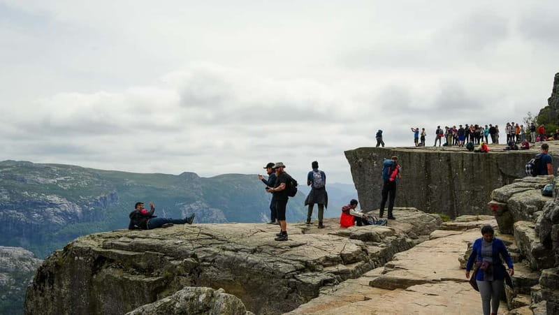 Stavanger: Lysefjorden Cruise and Preikestolen Hike - A 510-minute day from Stavanger to the fjord