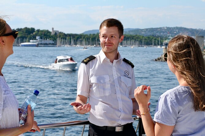Sustainable Cruise in Oslofjord with audioguiding - Akershus Fortress from the water