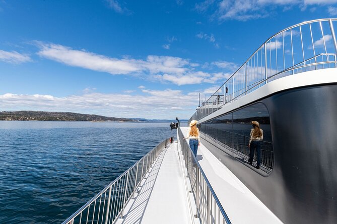 Sustainable Cruise in Oslofjord with audioguiding - Comfort, seating, food, and weather