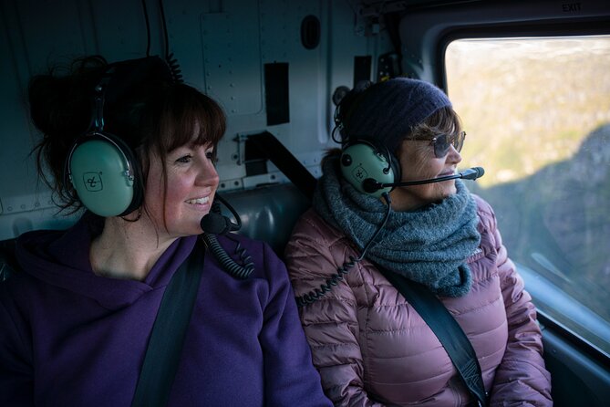 Taste of Fiordland // Helicopter Scenic Flight from Te Anau - Why See Fiordland From A Helicopter?