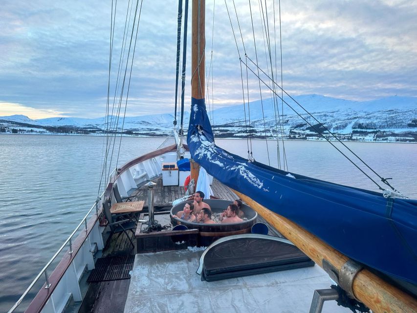 Tromsø: Luxury Polar Fjord Cruise w/ Hot Tub & Polar Plunge - What to Wear and Bring