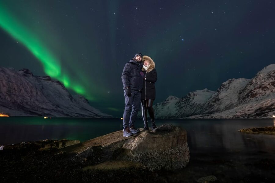 Tromsø: Midnight Fjord Tour - Hot Drinks, Cookies, and the Small-Group Feel