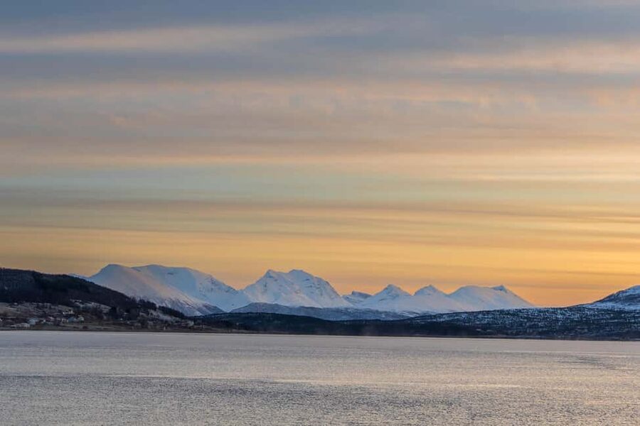 Tromsø: Senja Fjord Tour in Chinese/English Small-Group - The final hour back to Tromsø