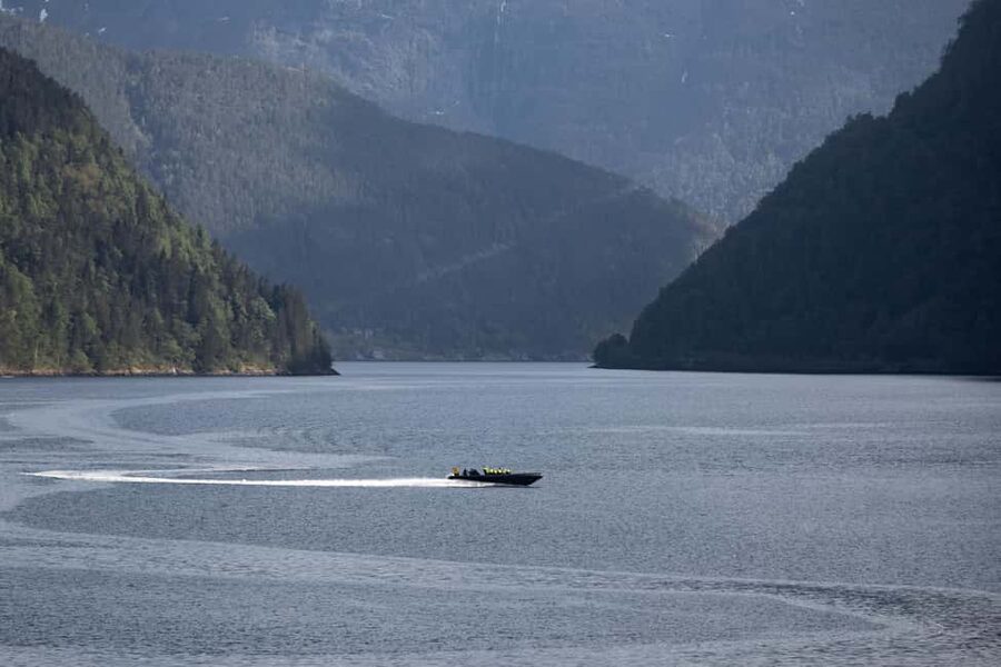 Ulvik adventure: Exploring Hardangerfjord's Osafjord by RIB - Who should choose this RIB adventure?