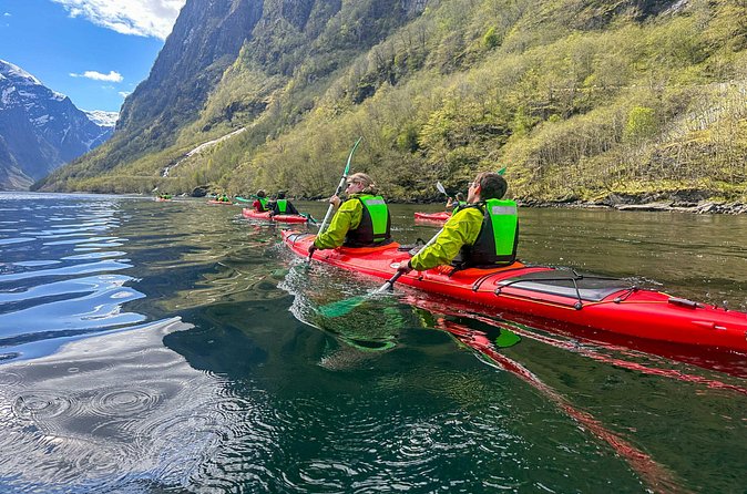 Vossevangen: Nærøyfjord Full-Day Guided Kayaking Trip - How much time do you really get on the water?