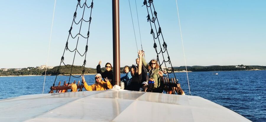 Vrsar: Lim Fjord Boat Tour with Swimming near Pirate's Cave - Who will enjoy this Vrsar boat trip?