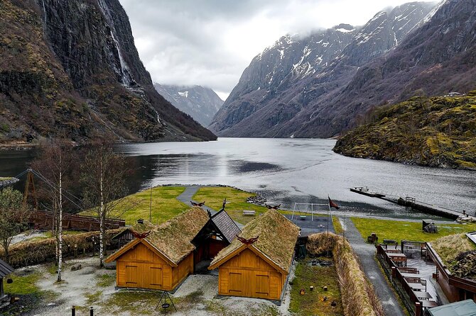 Winter Tour Viking Village, Nærøyfjord Cruise and Flåm Railway - The Flåm Railway climbs from sea level to Myrdal